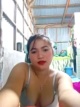 XxxHotCouples4u online show from November 2025 07:51:02 AM