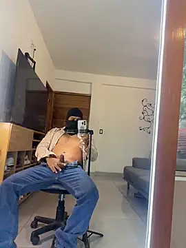 Snapshot of the_vein18 chatting on January 2026 03:49:02 PM the vein18 online show from January 2026 03:49:02 PM