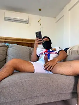 Snapshot of the_vein18 chatting on January 2026 04:44:01 PM the vein18 online show from January 2026 04:44:01 PM