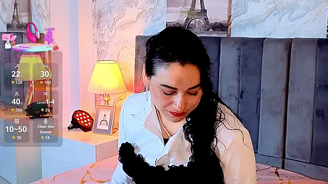 Snapshot of Elizabeth_bennett_6 chatting on December 2025 12:23:02 PM Elizabeth bennett 6 online show from December 2025 12:23:02 PM