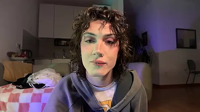 kira yoshika9e online show from April 2026 06:43:02 PM