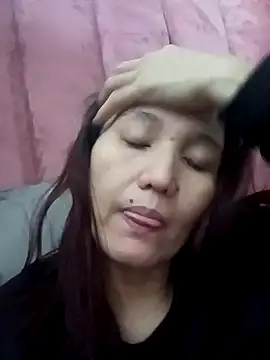 Snapshot of Bigtitsass81 chatting on November 2025 06:06:01 PM Bigtitsass81 online show from November 2025 06:06:01 PM