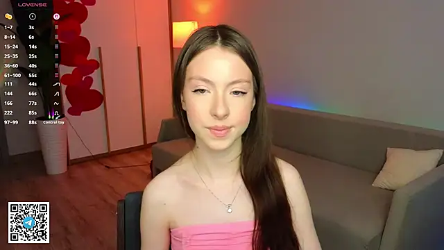 Snapshot of Yasmin_Kass chatting on February 2026 07:05:01 AM Yasmin Kass online show from February 2026 07:05:01 AM