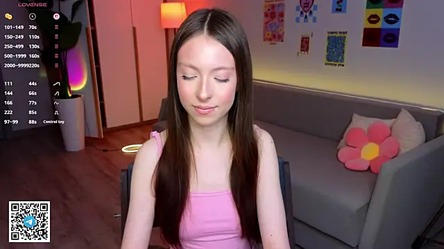 Snapshot of Yasmin_Kass chatting on March 2026 06:41:03 AM Yasmin Kass online show from March 2026 06:41:03 AM