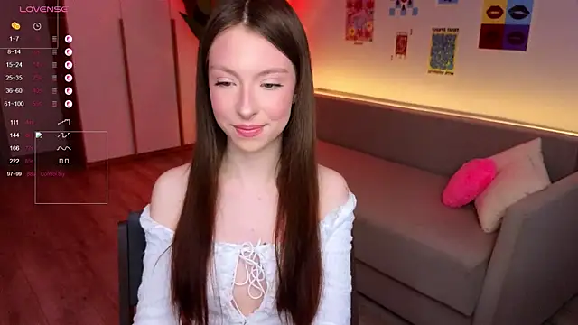 Yasmin Kass online show from May 2026 06:09:01 AM