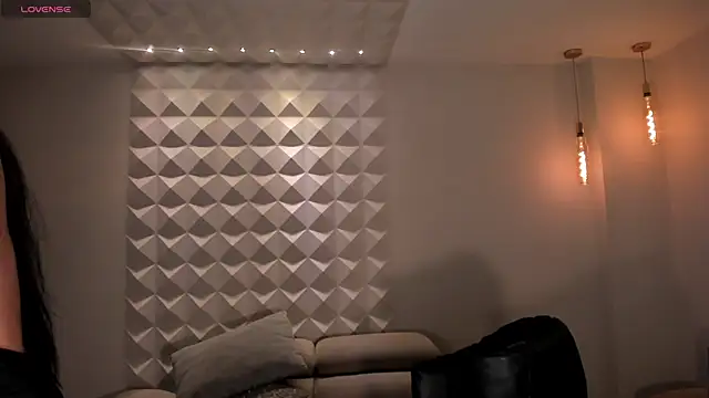 MeganCross1 online show from December 2025 10:17:02 PM