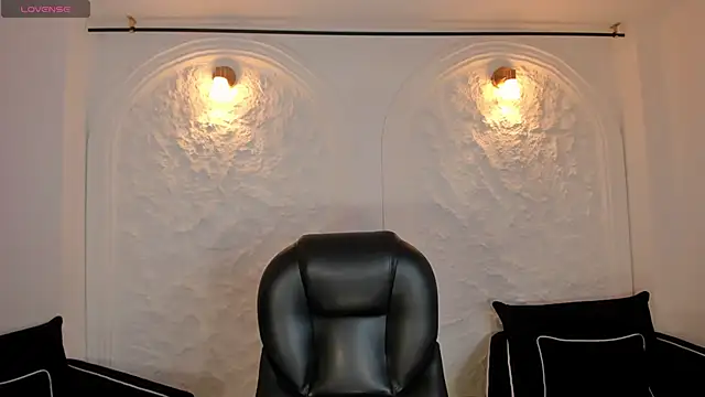 Snapshot of CelesteMoonX chatting on February 2026 05:44:02 PM CelesteMoonX online show from February 2026 05:44:02 PM