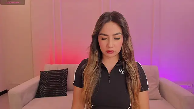 Snapshot of AnnieMonroe1 chatting on February 2026 11:46:02 AM AnnieMonroe1 online show from February 2026 11:46:02 AM