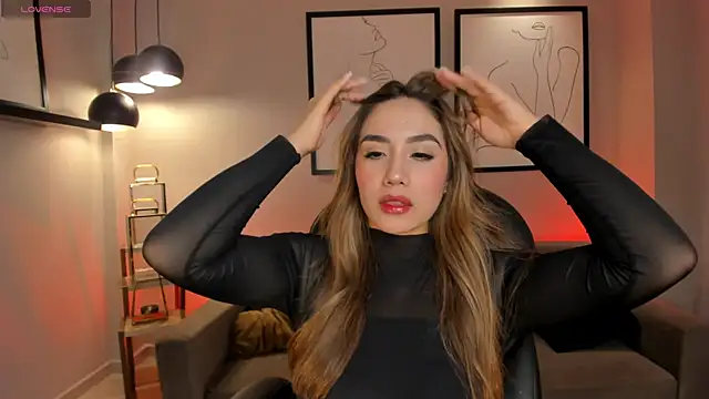 Snapshot of AnnieMonroe1 chatting on February 2026 12:10:02 PM AnnieMonroe1 online show from February 2026 12:10:02 PM