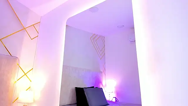 Martinaa Garcia online show from April 2026 07:30:02 PM