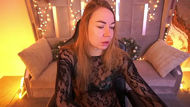 VixenMuse online show from February 2026 09:02:02 PM