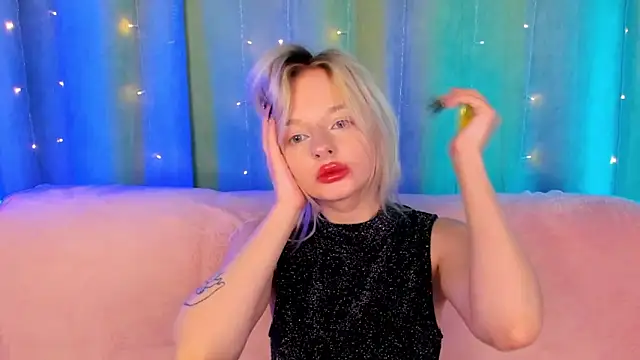 AlessaKiss online show from April 2026 01:52:01 AM