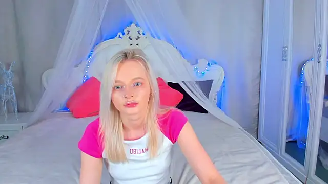 AlessaKiss online show from June 2026 03:25:01 AM