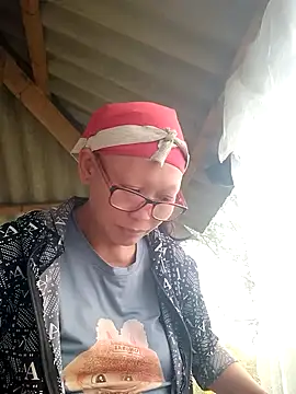 nui-show online show from November 2025 02:01:02 AM