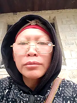 nui-show online show from February 2026 04:55:02 AM