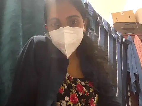 shainiasha1 online show from May 2026 06:15:02 PM
