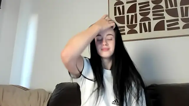 Snapshot of LexiSinnn chatting on November 2025 05:31:01 AM LexiSinnn online show from November 2025 05:31:01 AM