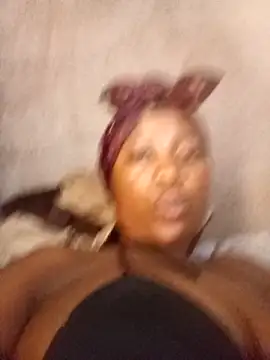 Bretbooty23 online show from October 2025 08:03:01 AM