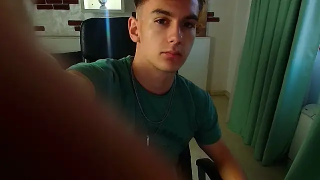 BradyFlint online show from October 2025 04:57:01 AM