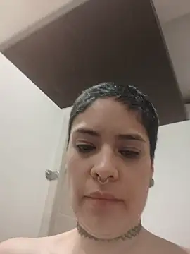 Snapshot of Natimiau chatting on November 2025 11:27:02 PM Natimiau online show from November 2025 11:27:02 PM