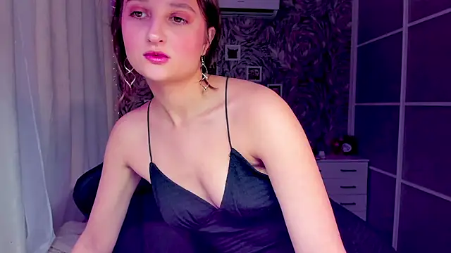 mishel amurr online show from November 2025 01:59:02 AM