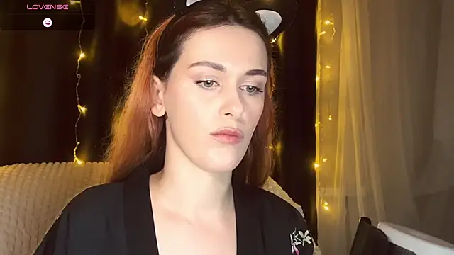 Veksal1a online show from November 2025 05:27:01 PM