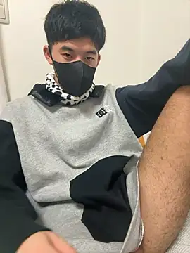 yuu 72 online show from October 2025 01:39:01 PM