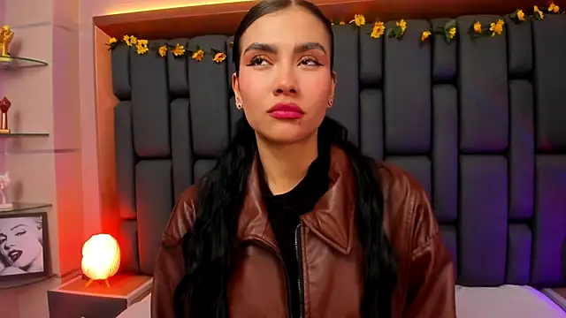 Snapshot of TanyaBello chatting on November 2025 01:43:01 PM TanyaBello online show from November 2025 01:43:01 PM