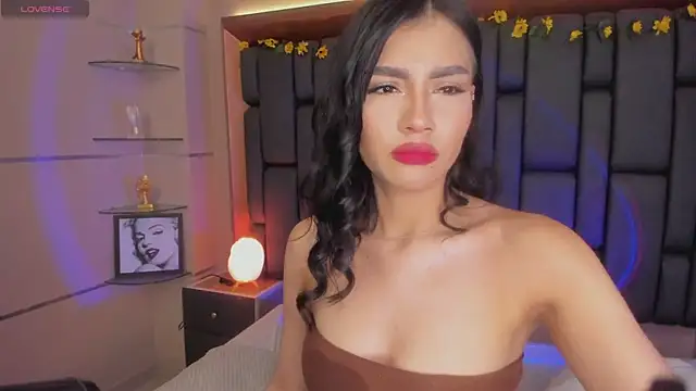 Snapshot of TanyaBello chatting on November 2025 01:14:02 PM TanyaBello online show from November 2025 01:14:02 PM