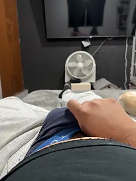 RMorales91 online show from December 2025 12:29:01 AM