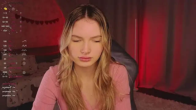 Snapshot of EvelynSin chatting on November 2025 11:01:02 AM EvelynSin online show from November 2025 11:01:02 AM