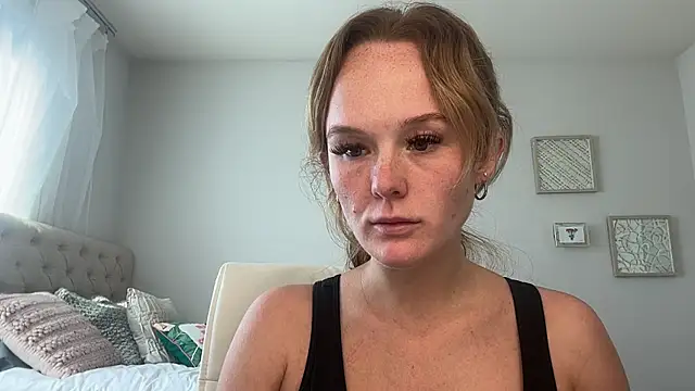 Amberjayxox0 online show from October 2025 08:30:01 PM