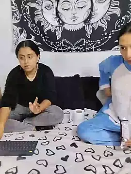 emily n abby online show from May 2026 01:39:02 PM