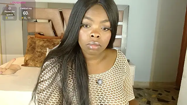 Snapshot of Maiacharris_ chatting on October 2025 07:40:01 PM Maiacharris online show from October 2025 07:40:01 PM