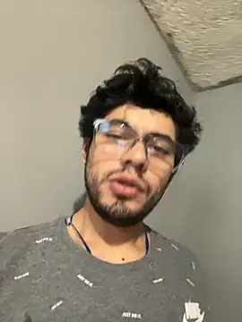 Twistermc11 online show from November 2025 02:17:02 PM