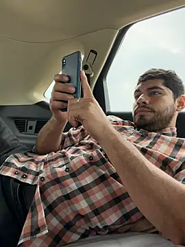 Twistermc11 online show from April 2026 02:10:02 PM