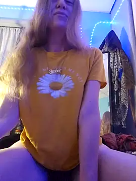 Snapshot of embershines chatting on October 2025 11:58:02 AM embershines online show from October 2025 11:58:02 AM