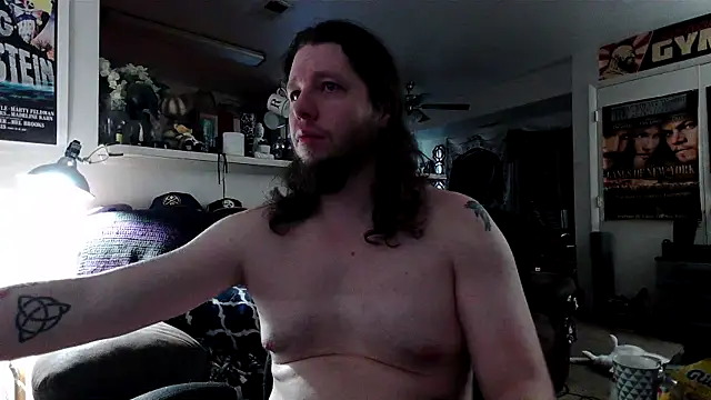 Snapshot of biggerisbetter12 chatting on November 2025 10:10:01 PM biggerisbetter12 online show from November 2025 10:10:01 PM