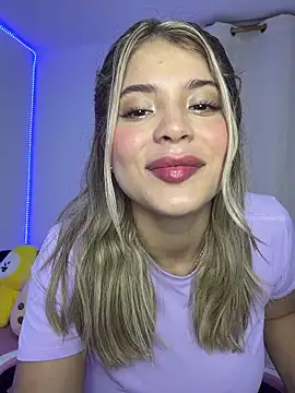 Snapshot of _Alicee_1 chatting on October 2025 01:06:02 AM Alicee 1 online show from October 2025 01:06:02 AM