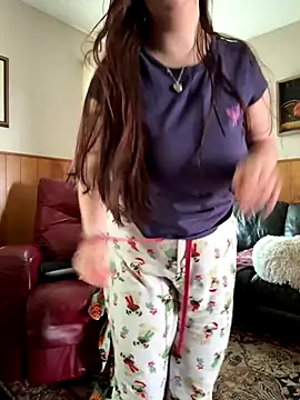 adriannbelle online show from November 2025 07:48:02 PM