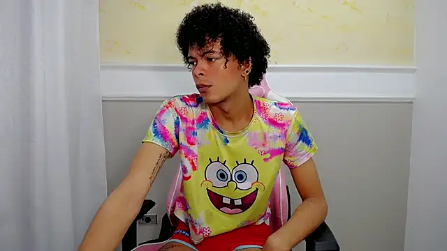 chloe king online show from October 2025 08:53:02 PM