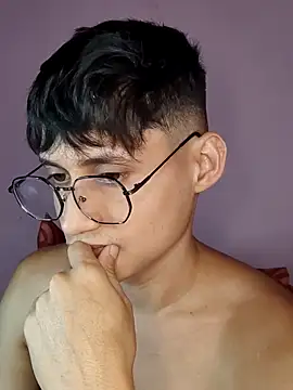 AxelKamel online show from October 2025 11:37:01 PM