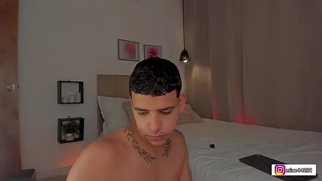 Little Emma 11 online show from January 2026 12:32:01 PM