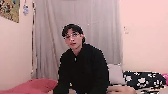 Snapshot of Gaia_16 chatting on February 2026 06:01:02 PM Gaia 16 online show from February 2026 06:01:02 PM