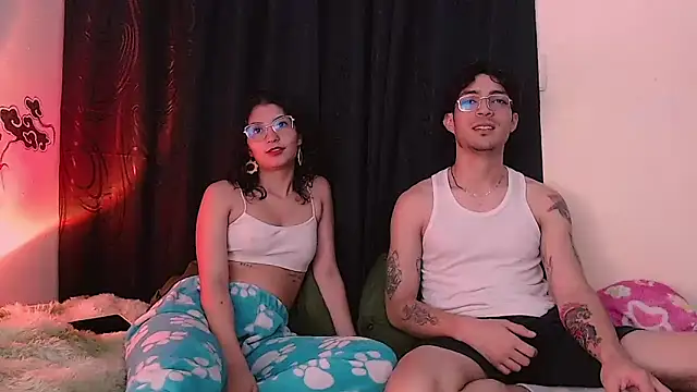 Snapshot of Gaia_16 chatting on February 2026 08:19:02 PM Gaia 16 online show from February 2026 08:19:02 PM