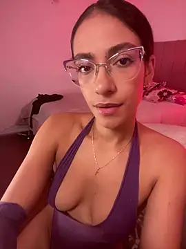 Snapshot of elegant__rouse chatting on February 2026 10:03:01 PM elegant rouse online show from February 2026 10:03:01 PM