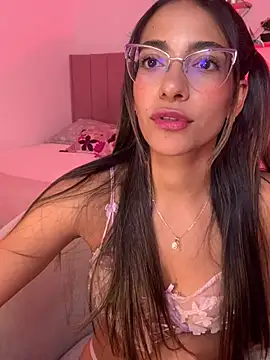 Snapshot of elegant__rouse chatting on April 2026 10:36:01 PM elegant rouse online show from April 2026 10:36:01 PM