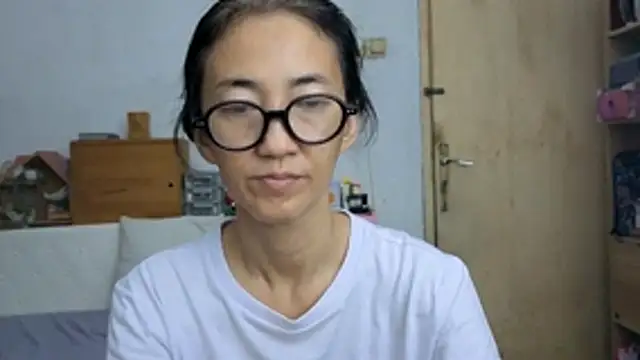 princessD077 online show from May 2026 04:13:01 PM