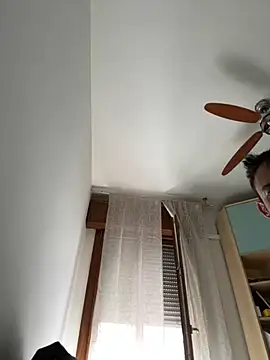 Snapshot of Drgghjkkk chatting on March 2026 10:33:01 AM Drgghjkkk online show from March 2026 10:33:01 AM