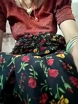 OliveGreen22 online show from October 2025 09:11:04 AM